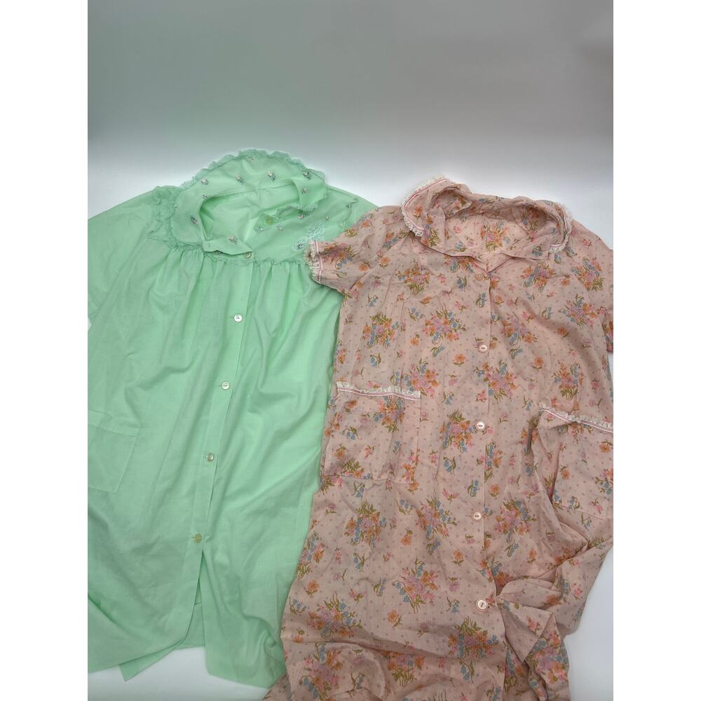 Lot of 2 Vintage Floral House Coat Day Dress  Button Down Retro Loungewear L?